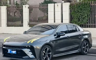 Lynk & Co Lynk & Co 03 в цвете и кузовом – это идеальный выбор среди китайских автомобилей. Доступная цена и надежность гарантированы.