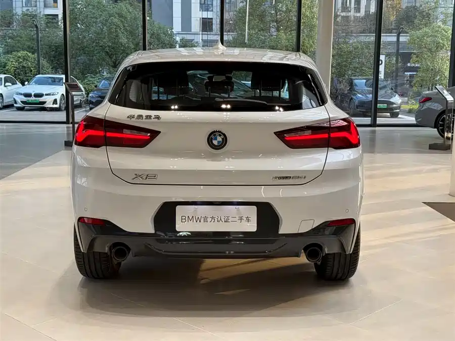 BMW BMW X2 в цвете и кузовом – это идеальный выбор среди китайских автомобилей. Доступная цена и надежность гарантированы.