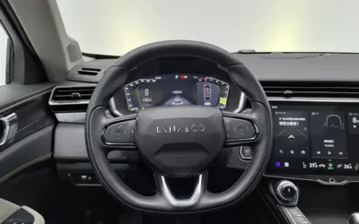 Lynk & Co Lynk & Co 03 в цвете и кузовом – это идеальный выбор среди китайских автомобилей. Доступная цена и надежность гарантированы.