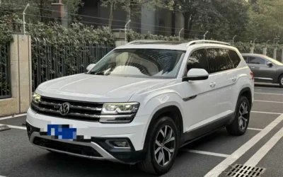 Volkswagen Volkswagen Lavida в цвете и кузовом – это идеальный выбор среди китайских автомобилей. Доступная цена и надежность гарантированы.