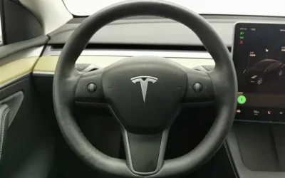 Tesla Tesla Model Y в цвете и кузовом – это идеальный выбор среди китайских автомобилей. Доступная цена и надежность гарантированы.