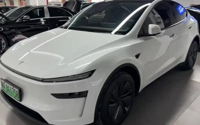 Tesla Tesla Model Y в цвете и кузовом – это идеальный выбор среди китайских автомобилей. Доступная цена и надежность гарантированы.