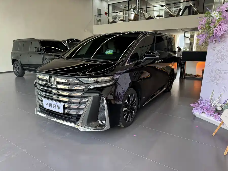 IM Motors IM LS6 в цвете и кузовом – это идеальный выбор среди китайских автомобилей. Доступная цена и надежность гарантированы.