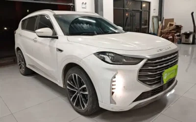 Mercedes-Benz Mercedes-Benz EQC в цвете и кузовом – это идеальный выбор среди китайских автомобилей. Доступная цена и надежность гарантированы.