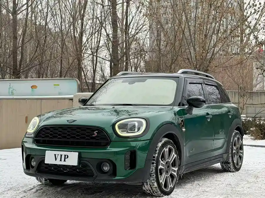 MINI MINI COUNTRYMAN в цвете и кузовом – это идеальный выбор среди китайских автомобилей. Доступная цена и надежность гарантированы.