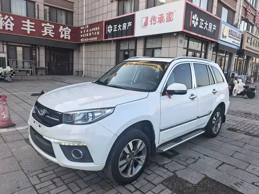 Chery Chery Tiggo 3 в цвете и кузовом – это идеальный выбор среди китайских автомобилей. Доступная цена и надежность гарантированы.