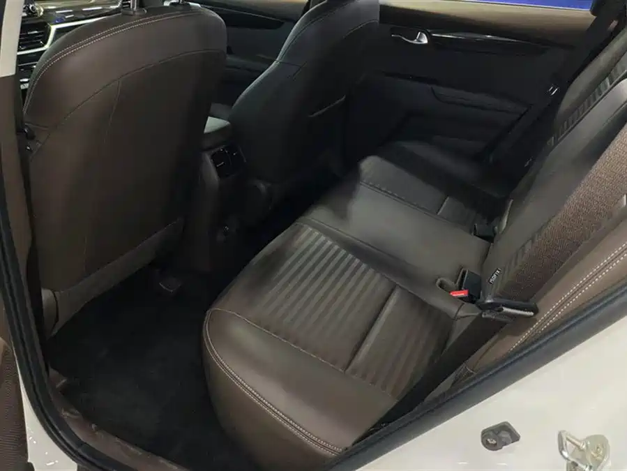 Kia Kia Sportage в цвете и кузовом – это идеальный выбор среди китайских автомобилей. Доступная цена и надежность гарантированы.