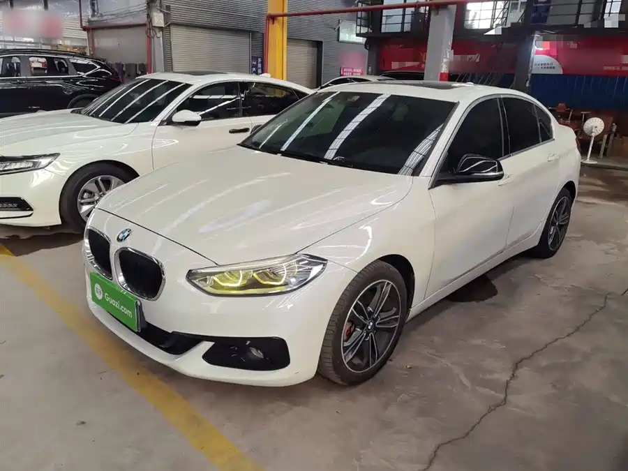 BMW BMW X6 в цвете и кузовом – это идеальный выбор среди китайских автомобилей. Доступная цена и надежность гарантированы.