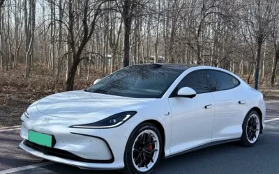 Audi Audi A6L в цвете и кузовом – это идеальный выбор среди китайских автомобилей. Доступная цена и надежность гарантированы.
