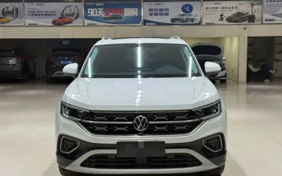 Volkswagen Volkswagen Sagitar в цвете и кузовом – это идеальный выбор среди китайских автомобилей. Доступная цена и надежность гарантированы.