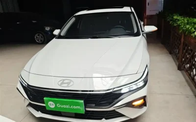 Hyundai Hyundai Elantra в цвете и кузовом – это идеальный выбор среди китайских автомобилей. Доступная цена и надежность гарантированы.