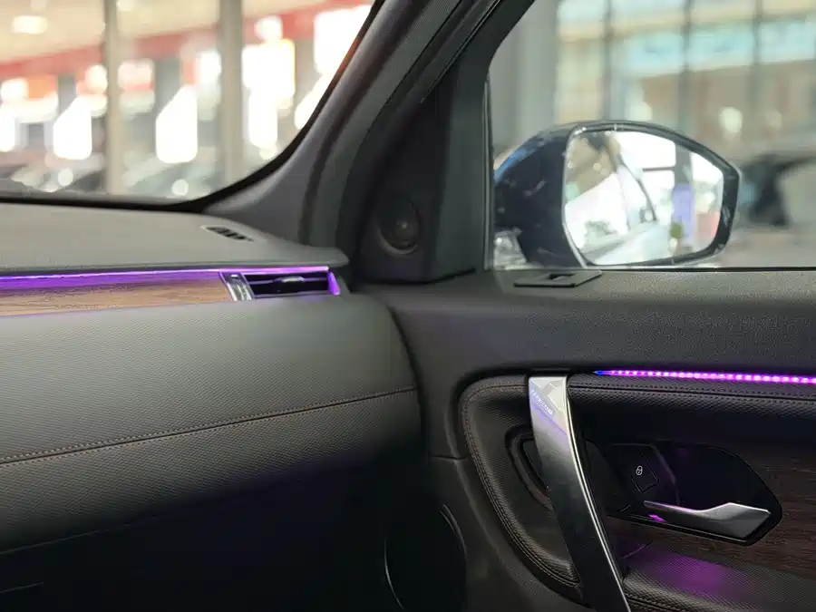 Lexus Lexus ES в цвете и кузовом – это идеальный выбор среди китайских автомобилей. Доступная цена и надежность гарантированы.