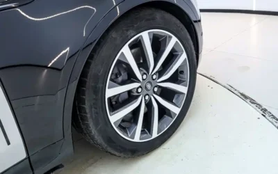 Li Auto LI L9 в цвете и кузовом – это идеальный выбор среди китайских автомобилей. Доступная цена и надежность гарантированы.