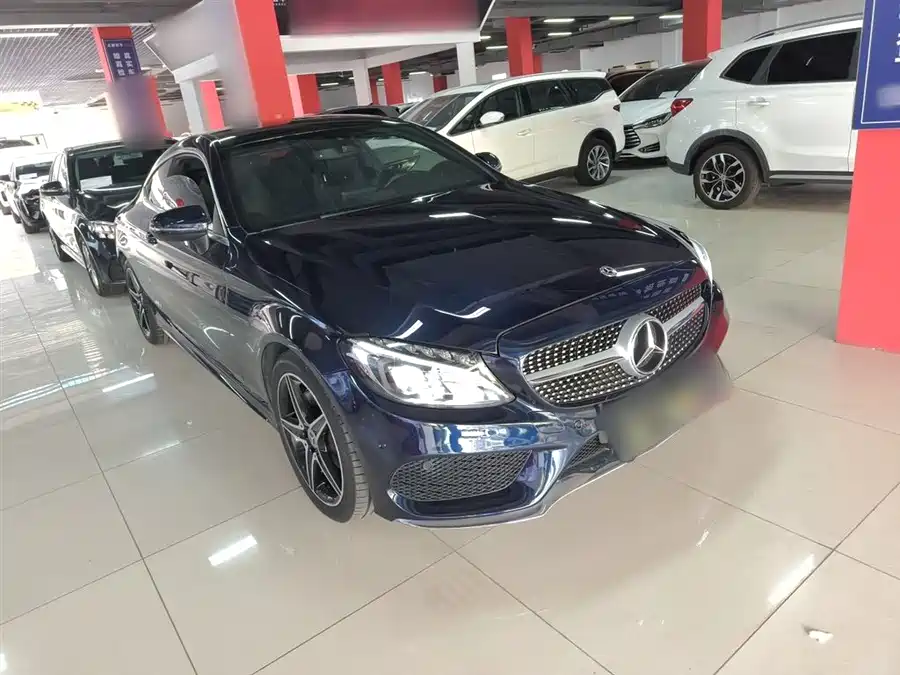BYD BYD Yuan UP в цвете и кузовом – это идеальный выбор среди китайских автомобилей. Доступная цена и надежность гарантированы.