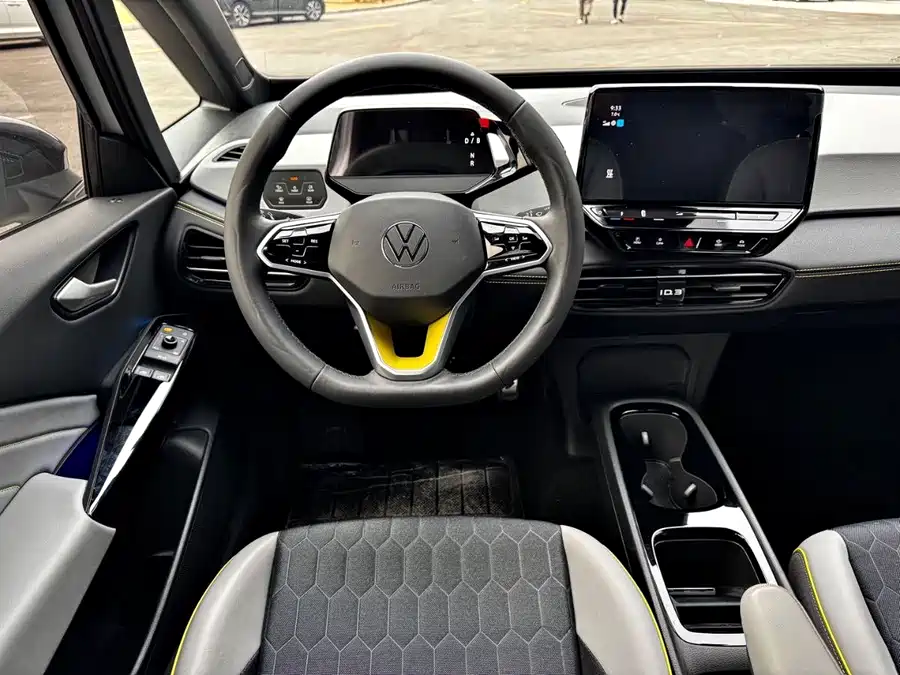 Audi Audi A8 в цвете и кузовом – это идеальный выбор среди китайских автомобилей. Доступная цена и надежность гарантированы.