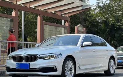 BMW BMW в цвете BMW и кузовом BMW – это идеальный выбор среди китайских автомобилей. Доступная цена и надежность гарантированы.