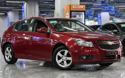 Chevrolet Chevrolet Cruze в цвете и кузовом – это идеальный выбор среди китайских автомобилей. Доступная цена и надежность гарантированы.