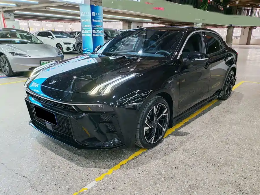 Lynk & Co Lynk & Co 03 в цвете и кузовом – это идеальный выбор среди китайских автомобилей. Доступная цена и надежность гарантированы.