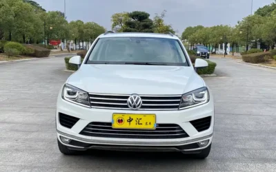 Volkswagen Volkswagen Bora в цвете и кузовом – это идеальный выбор среди китайских автомобилей. Доступная цена и надежность гарантированы.