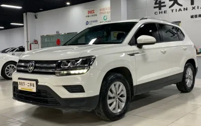 Volkswagen Volkswagen Passat в цвете и кузовом – это идеальный выбор среди китайских автомобилей. Доступная цена и надежность гарантированы.
