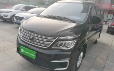 Dongfeng Forthing Dongfeng Forthing Lingzhi в цвете и кузовом – это идеальный выбор среди китайских автомобилей. Доступная цена и надежность гарантированы.