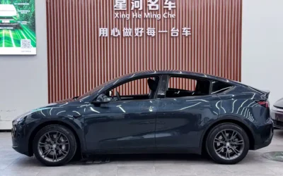 Tesla Tesla Model Y в цвете и кузовом – это идеальный выбор среди китайских автомобилей. Доступная цена и надежность гарантированы.