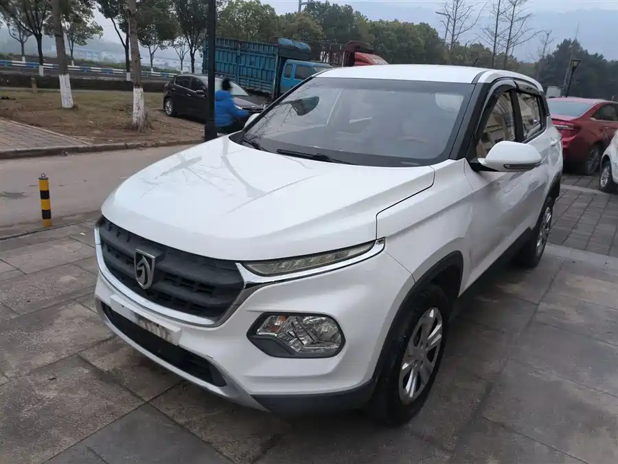 Honda Honda Vezel в цвете и кузовом – это идеальный выбор среди китайских автомобилей. Доступная цена и надежность гарантированы.