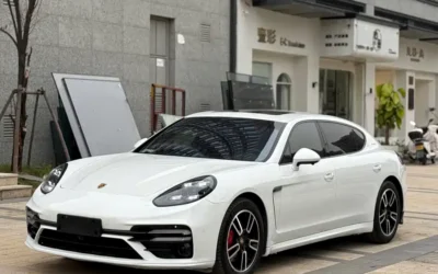 Porsche Porsche Macan в цвете и кузовом – это идеальный выбор среди китайских автомобилей. Доступная цена и надежность гарантированы.