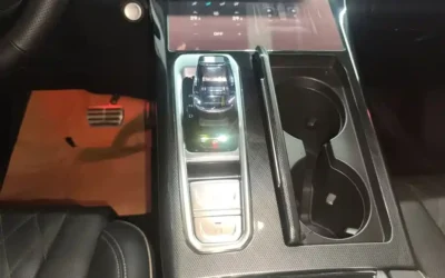 Geely Geely Coolray в цвете и кузовом – это идеальный выбор среди китайских автомобилей. Доступная цена и надежность гарантированы.
