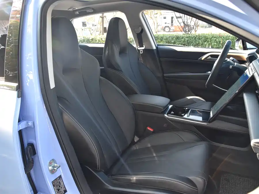 Volvo Volvo S60 в цвете и кузовом – это идеальный выбор среди китайских автомобилей. Доступная цена и надежность гарантированы.