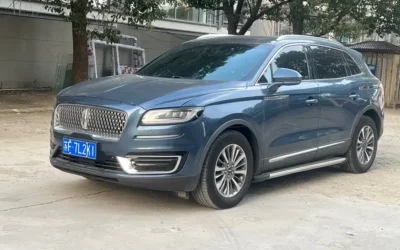 Lincoln Lincoln Navigator в цвете и кузовом – это идеальный выбор среди китайских автомобилей. Доступная цена и надежность гарантированы.