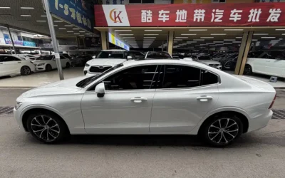 Mercedes-Benz Mercedes-Benz EQC в цвете и кузовом – это идеальный выбор среди китайских автомобилей. Доступная цена и надежность гарантированы.