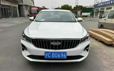 Geely Geely Emgrand в цвете и кузовом – это идеальный выбор среди китайских автомобилей. Доступная цена и надежность гарантированы.