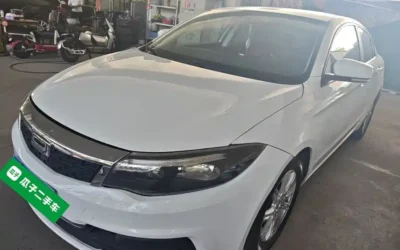 Qoros Qoros 5 в цвете и кузовом – это идеальный выбор среди китайских автомобилей. Доступная цена и надежность гарантированы.