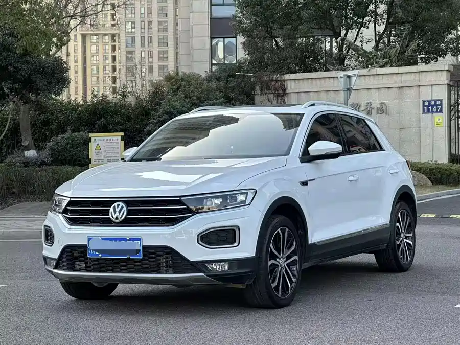 Kia Kia K3 в цвете и кузовом – это идеальный выбор среди китайских автомобилей. Доступная цена и надежность гарантированы.