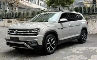 Volkswagen Volkswagen Lavida в цвете и кузовом – это идеальный выбор среди китайских автомобилей. Доступная цена и надежность гарантированы.