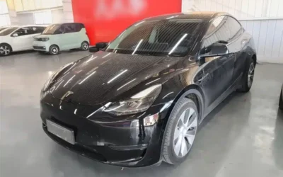 Tesla Tesla Model Y в цвете и кузовом – это идеальный выбор среди китайских автомобилей. Доступная цена и надежность гарантированы.