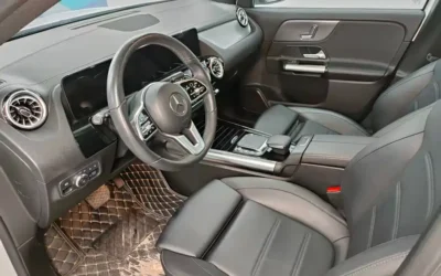 Mercedes-Benz Mercedes-Benz Vito в цвете и кузовом – это идеальный выбор среди китайских автомобилей. Доступная цена и надежность гарантированы.