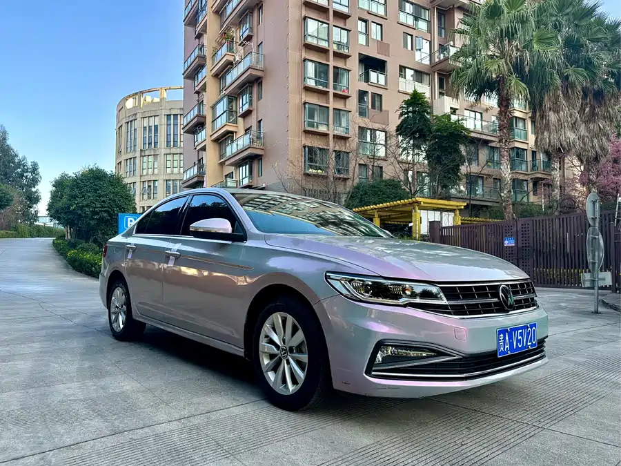 Honda Honda Jade в цвете и кузовом – это идеальный выбор среди китайских автомобилей. Доступная цена и надежность гарантированы.