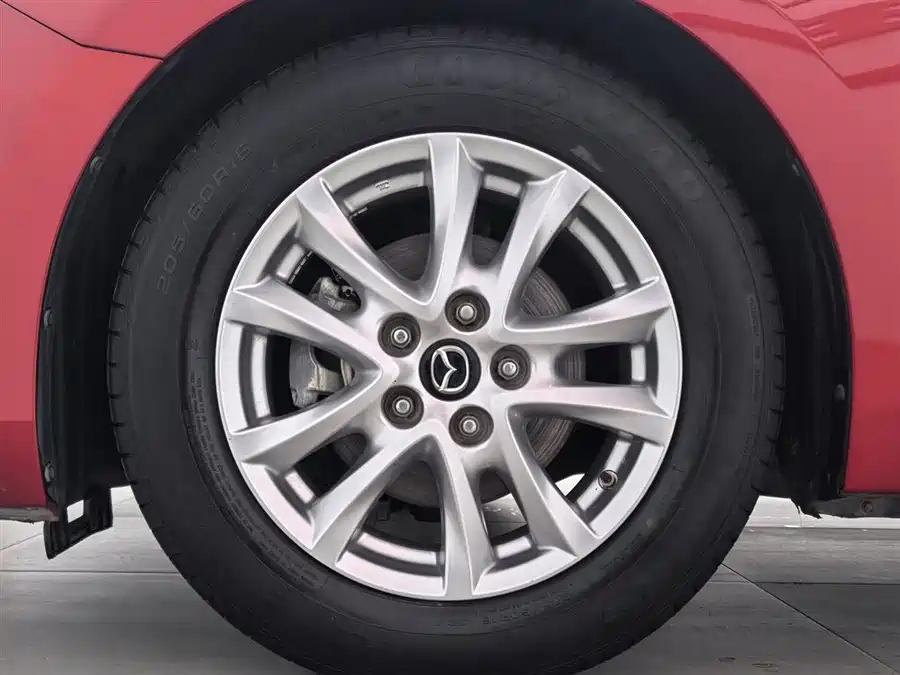 WuLing Wuling Bingo в цвете и кузовом – это идеальный выбор среди китайских автомобилей. Доступная цена и надежность гарантированы.