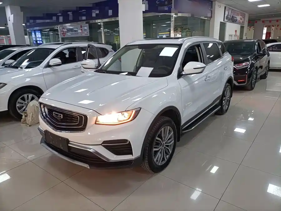 Geely Geely Boyue в цвете и кузовом – это идеальный выбор среди китайских автомобилей. Доступная цена и надежность гарантированы.