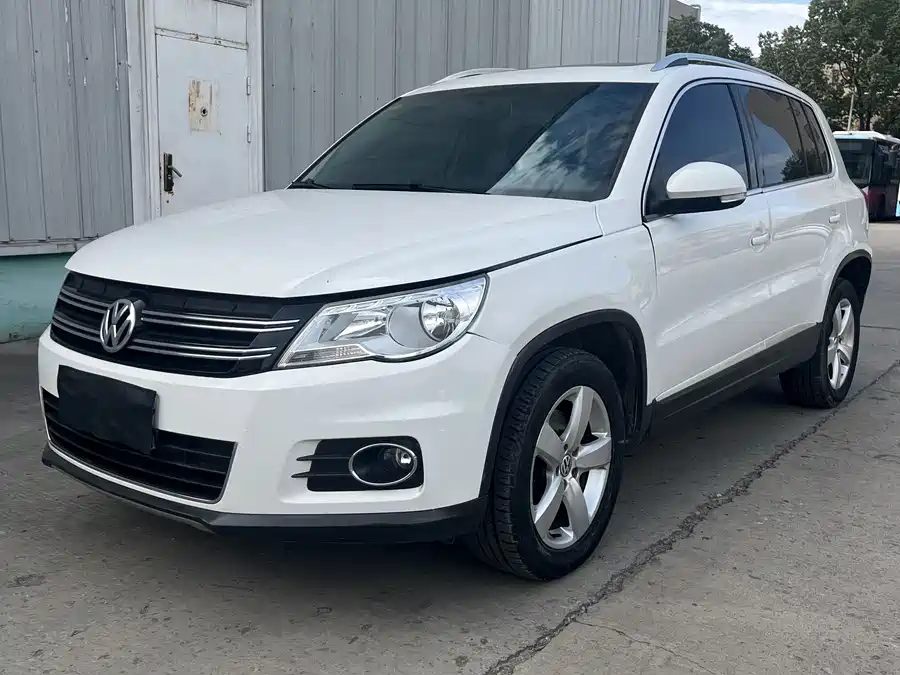 Honda Honda Accord в цвете и кузовом – это идеальный выбор среди китайских автомобилей. Доступная цена и надежность гарантированы.