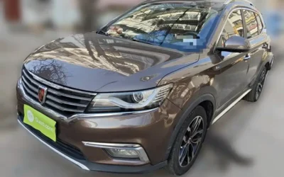 Roewe Roewe RX5 в цвете и кузовом – это идеальный выбор среди китайских автомобилей. Доступная цена и надежность гарантированы.