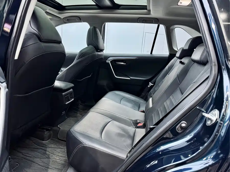 Haval Haval Raptor в цвете и кузовом – это идеальный выбор среди китайских автомобилей. Доступная цена и надежность гарантированы.