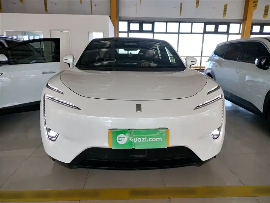 Volkswagen Volkswagen TAYRON в цвете и кузовом – это идеальный выбор среди китайских автомобилей. Доступная цена и надежность гарантированы.