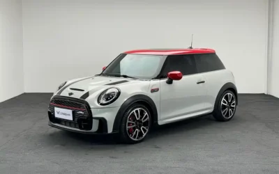 MINI MINI в цвете и кузовом – это идеальный выбор среди китайских автомобилей. Доступная цена и надежность гарантированы.