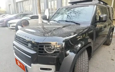 Land Rover Land Rover Defender в цвете и кузовом – это идеальный выбор среди китайских автомобилей. Доступная цена и надежность гарантированы.