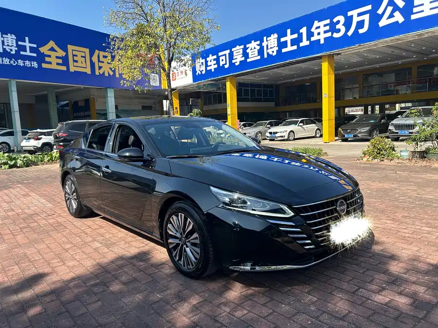 Nissan Nissan Altima в цвете и кузовом – это идеальный выбор среди китайских автомобилей. Доступная цена и надежность гарантированы.