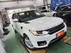 Land Rover Land Rover Range Rover в цвете и кузовом – это идеальный выбор среди китайских автомобилей. Доступная цена и надежность гарантированы.