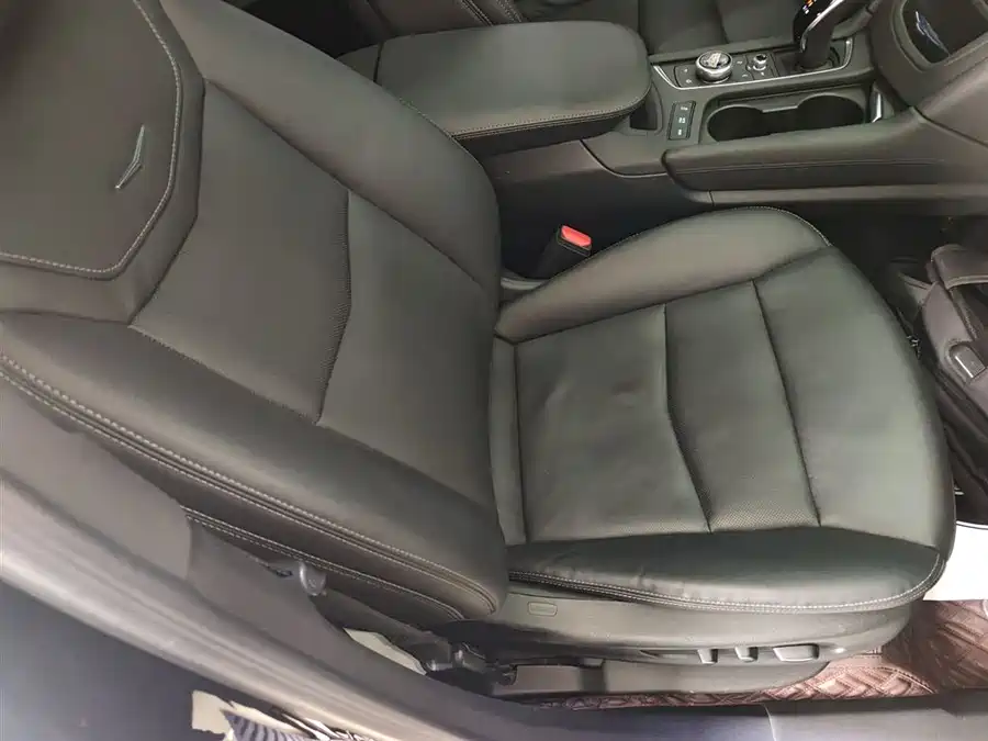Cadillac Cadillac XT6 в цвете и кузовом – это идеальный выбор среди китайских автомобилей. Доступная цена и надежность гарантированы.